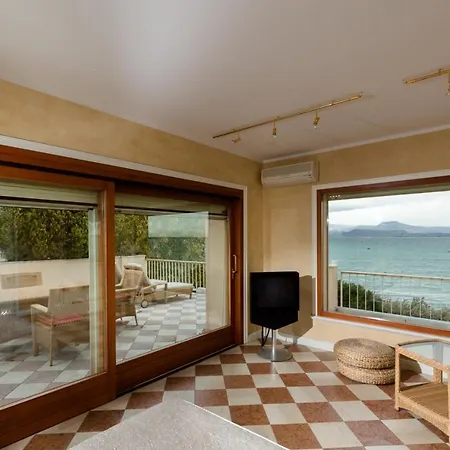 Villa Front Luxury (adults Only)