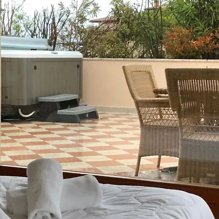Front Luxury (adults Only) * Sirmione